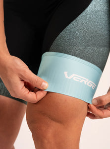 VERGE GRAND BIBS  - [JUST BLACK]